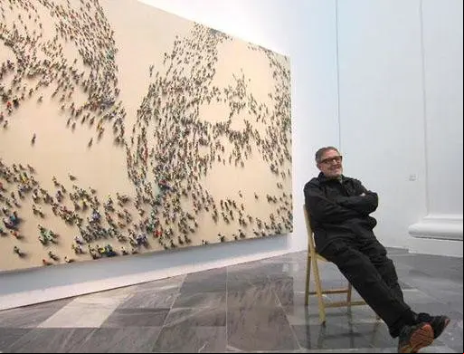 crowds-exposicion-del-artista-juan-genoves-el-L-z4AWEm