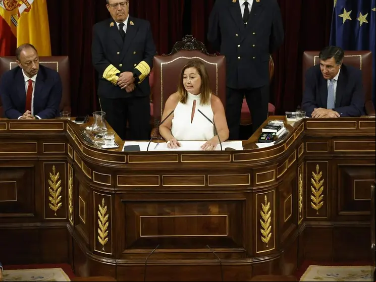 mesa_congreso