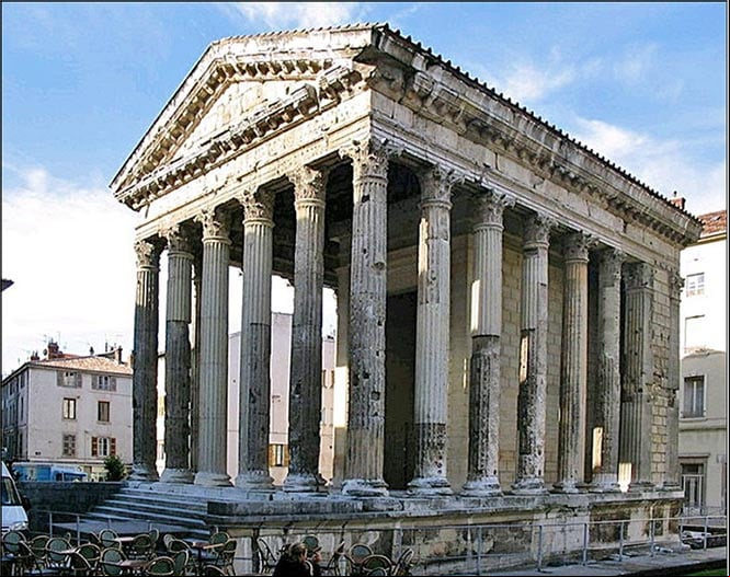 Templo de Augusto y Livia en Vienne