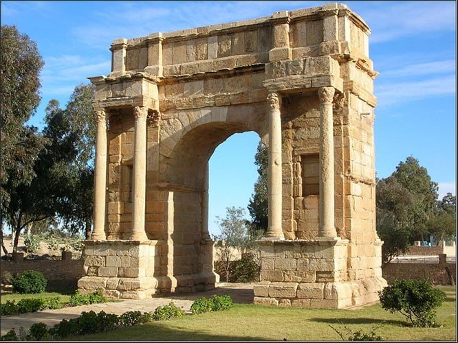 Arco triunfal de la tetrarquía, Sbeitla, Túnez