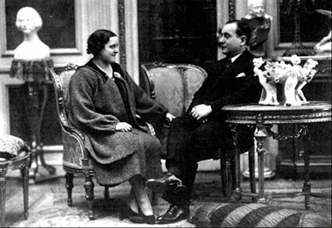 f04 La primera pareja de diputados (1024x705)